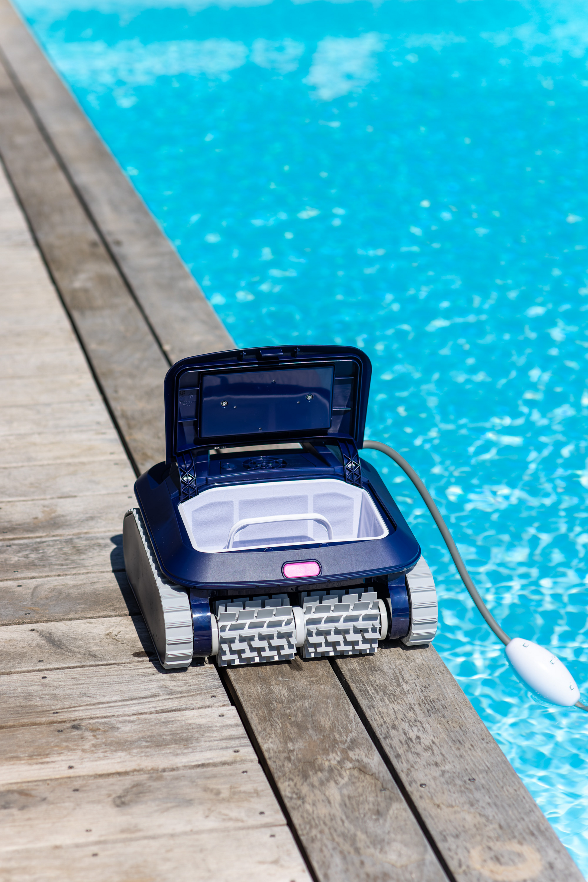BWT Poolroboter F1R